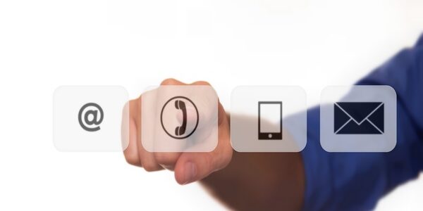 Por qué usar Voz IP en tu empresa Por qué usar Voz IP en tu empresa